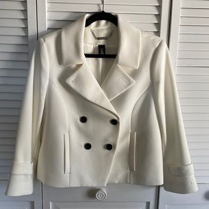 WHBM like new cropped, double breasted blazer in a beautiful winter white. Sz 12